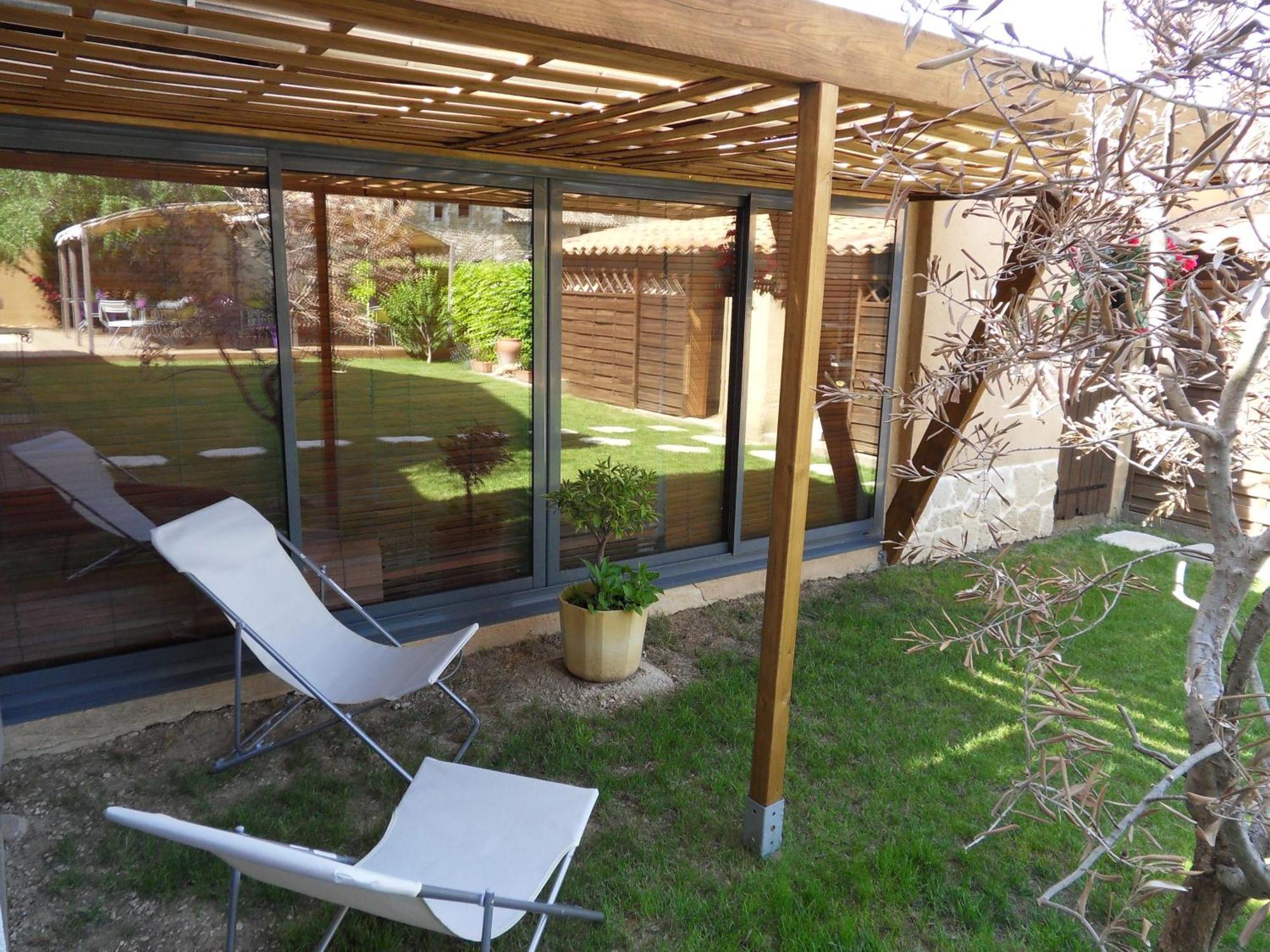 Le Jardin D'Ivana Chambres D'Hotes B&B Avec Piscine Chauffee Oppede Bagian luar foto