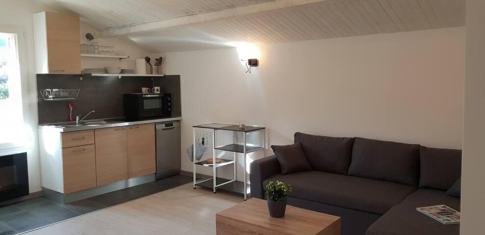 Le Jardin D'Ivana Chambres D'Hotes B&B Avec Piscine Chauffee Oppede Bagian luar foto