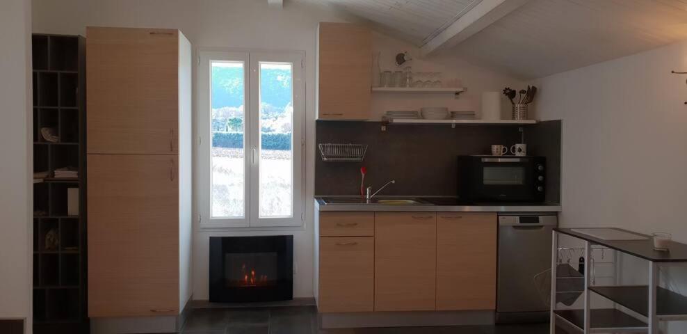 Le Jardin D'Ivana Chambres D'Hotes B&B Avec Piscine Chauffee Oppede Bagian luar foto