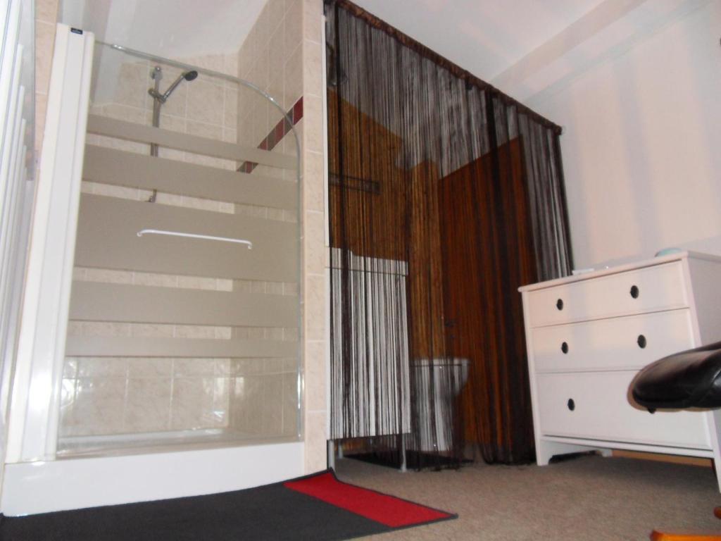 Le Jardin D'Ivana Chambres D'Hotes B&B Avec Piscine Chauffee Oppede Ruang foto