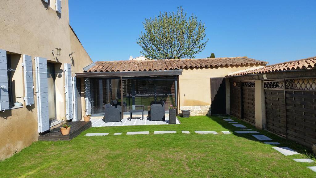 Le Jardin D'Ivana Chambres D'Hotes B&B Avec Piscine Chauffee Oppede Bagian luar foto
