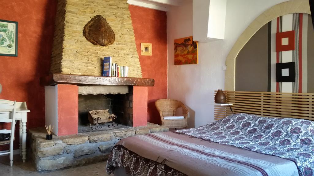 Le Jardin D'Ivana Chambres D'Hotes B&B Avec Piscine Chauffee Oppede Bagian luar foto